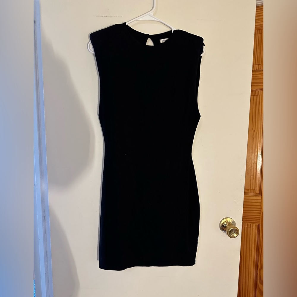 Black Sleeveless Dress